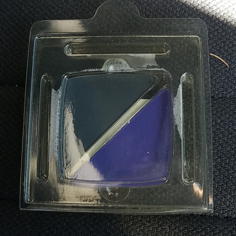 Chanel tester professional eyeliner charcoal plum